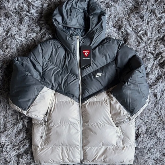 Nike Sportswear Storm-FIT Windrunner Jacket Gray PRIMALOFT DR9605-084 New $200 - Picture 10 of 14